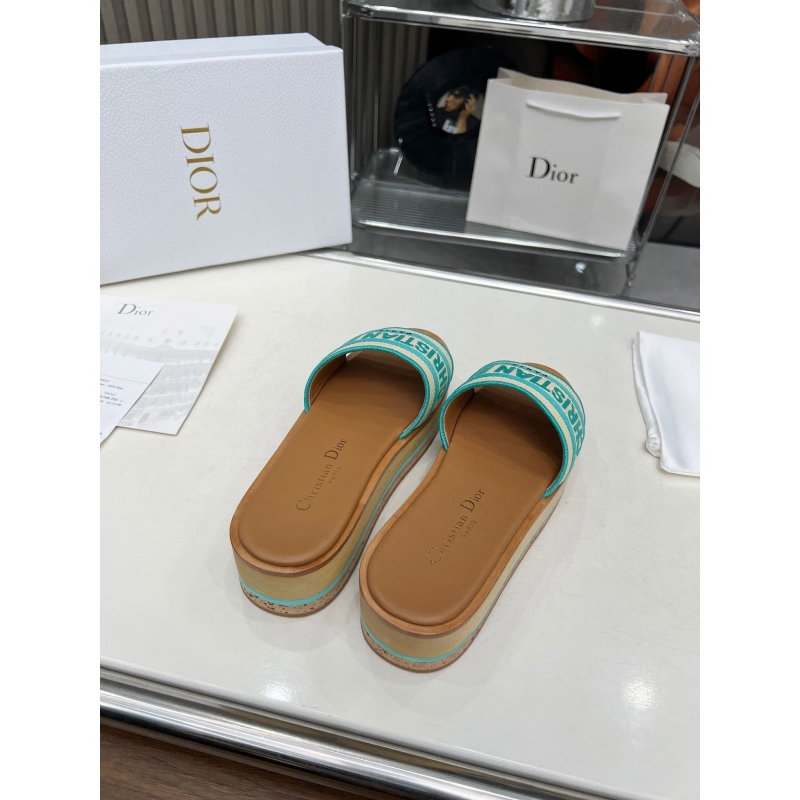 ch**an D*or slippers